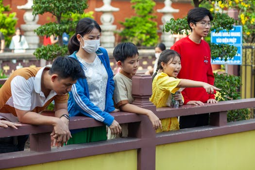 group discussion among children